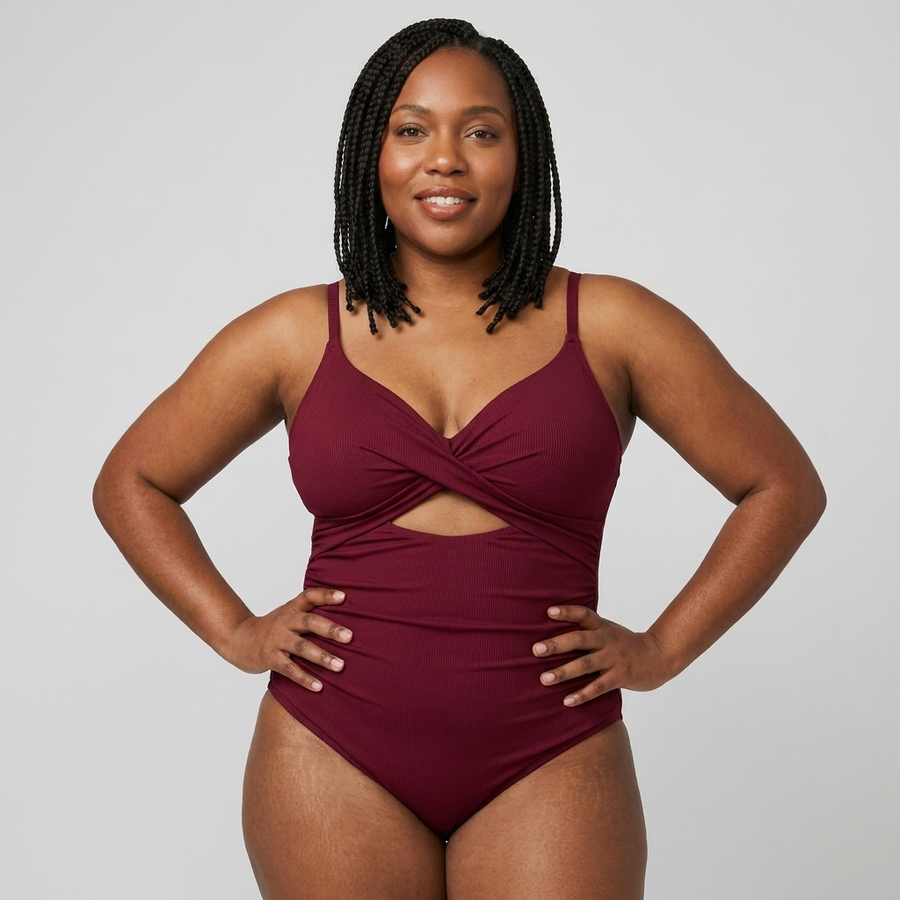 Cutout & Lift swimsuit